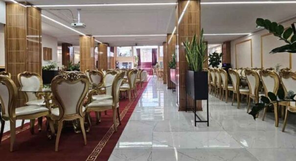 هتل کاریز اردکان - تیکس چارتر